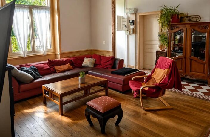 Maison de 8 pièces de 223 m² à Coudrecieux — photo 3