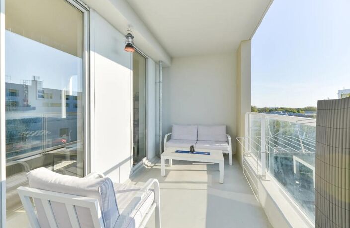 Appartement 3 pièces de 72 m² à Nantes avec terrasses et place de parking — photo 2