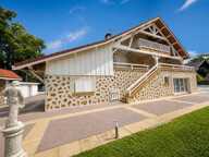 Maison de 8 pièces de 238 m² à Tignieu-Jameyzieu — photo 2