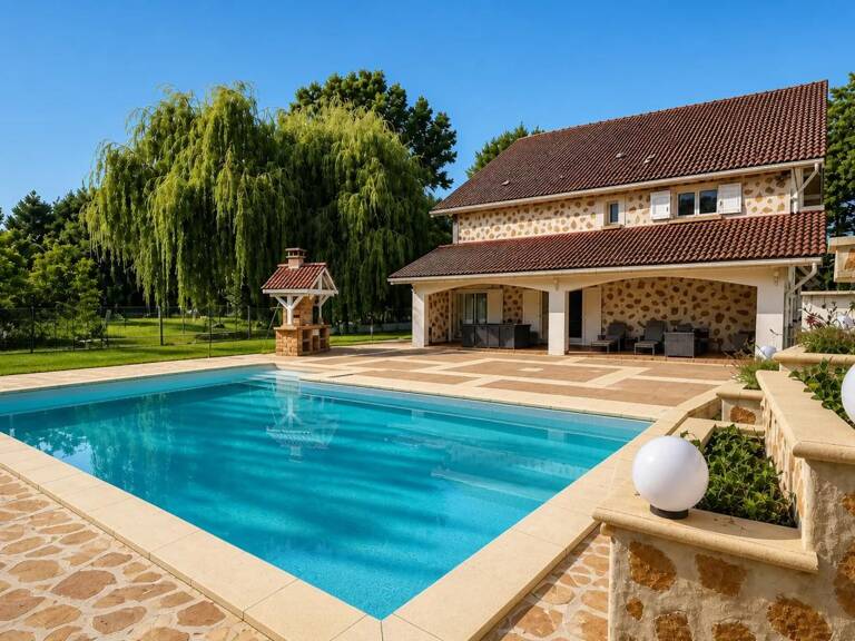 Maison de 8 pièces de 238 m² à Tignieu-Jameyzieu — photo 1