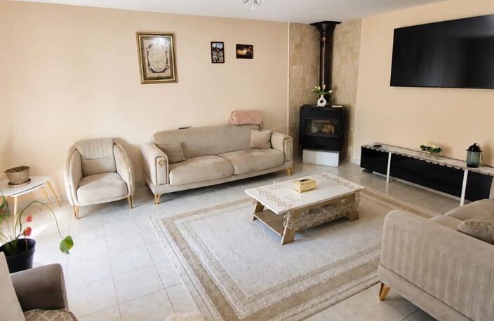 Maison de 4 pièces de 98 m² situé à La Boixe — photo 3
