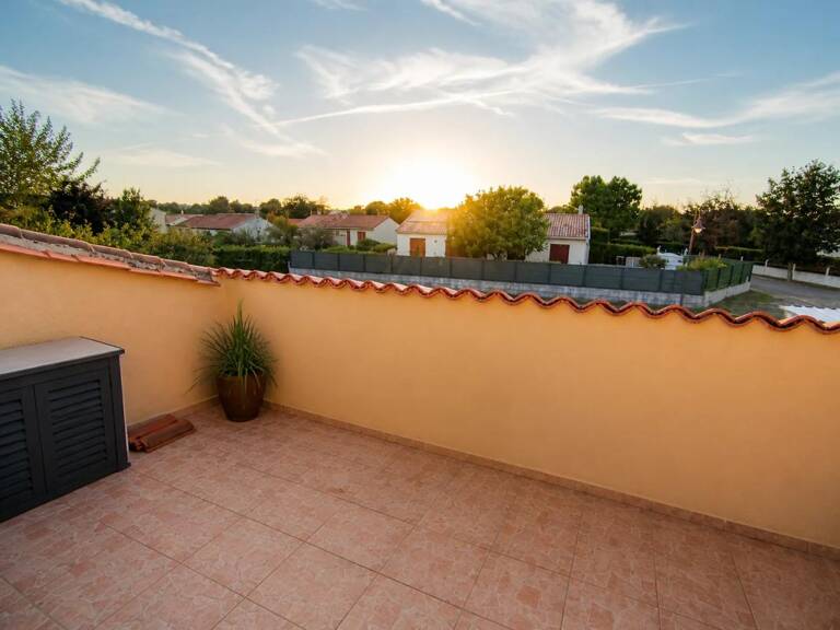 Maison de 4 pièces de 98 m² situé à La Boixe — photo 1