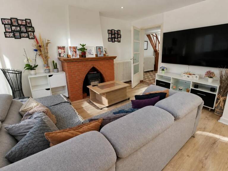 Maison de 214 m² avec garage et jardin à Lannemezan — photo 1