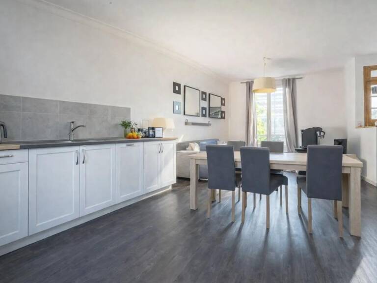 Belle maison mitoyenne de 4 pièces à Villemomble — photo 1