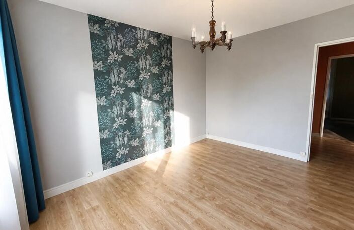 Appartement 4 pièces de 73 m² à Saint-Lô — photo 3