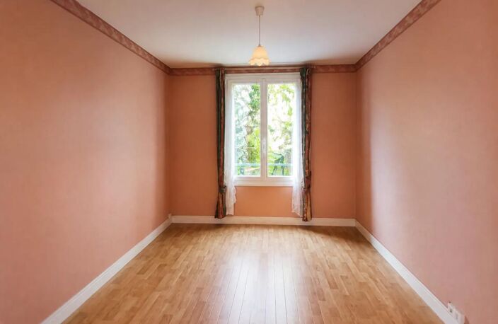 Appartement 4 pièces de 73 m² à Saint-Lô — photo 4