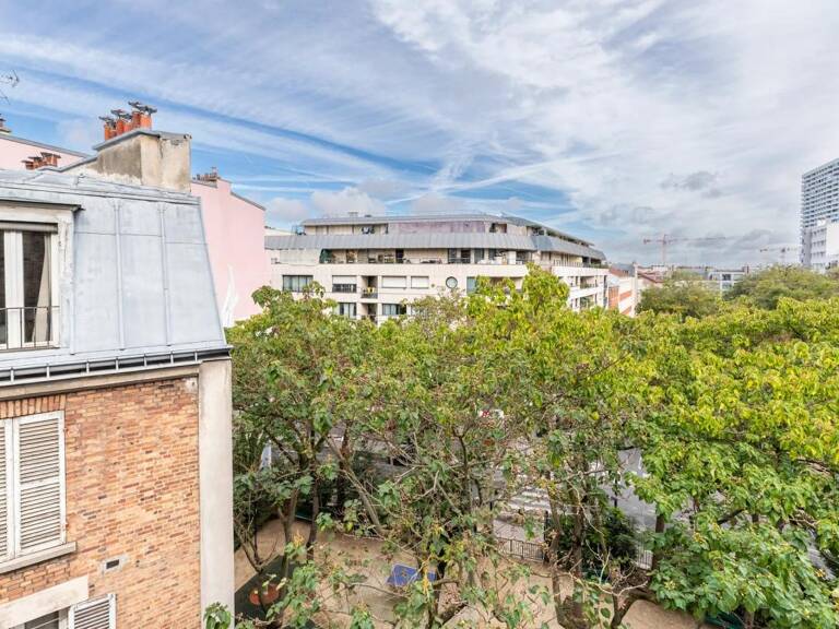 Paris 18e – 2 pièces avec vue dégagée — photo 1