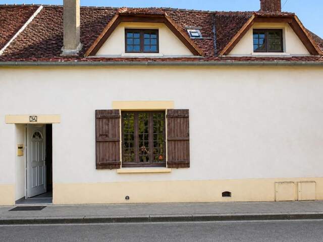 Maison de 4 pièces de 90 m² à Laroche-Saint-Cydroine — photo du bien