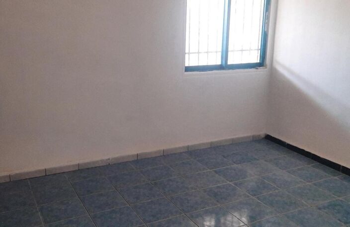 Location d'une maison F3/4 de 85 m2 Saint-André — photo 4