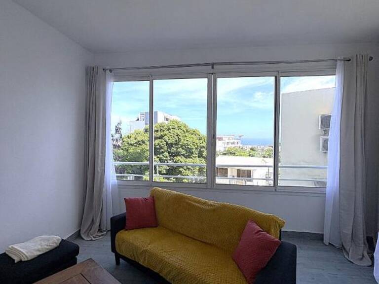 T1 bis meublé de 41m2 à louer - Sainte Clotilde proche de la clinique — photo 1