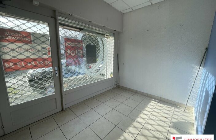 LOCAL COMMERCIAL A LOUER — photo 3