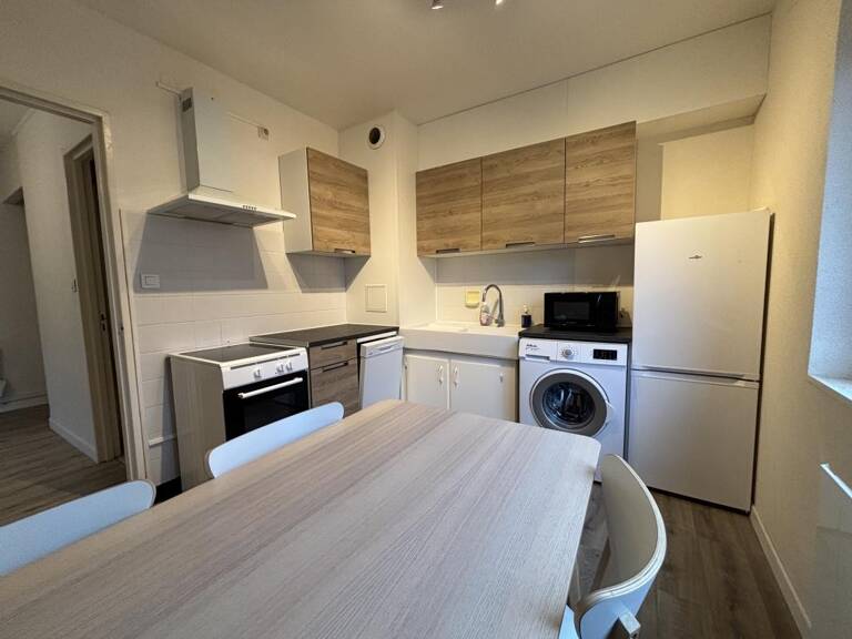 Quartier Dornach, Lumineux T2 meublé — photo 1