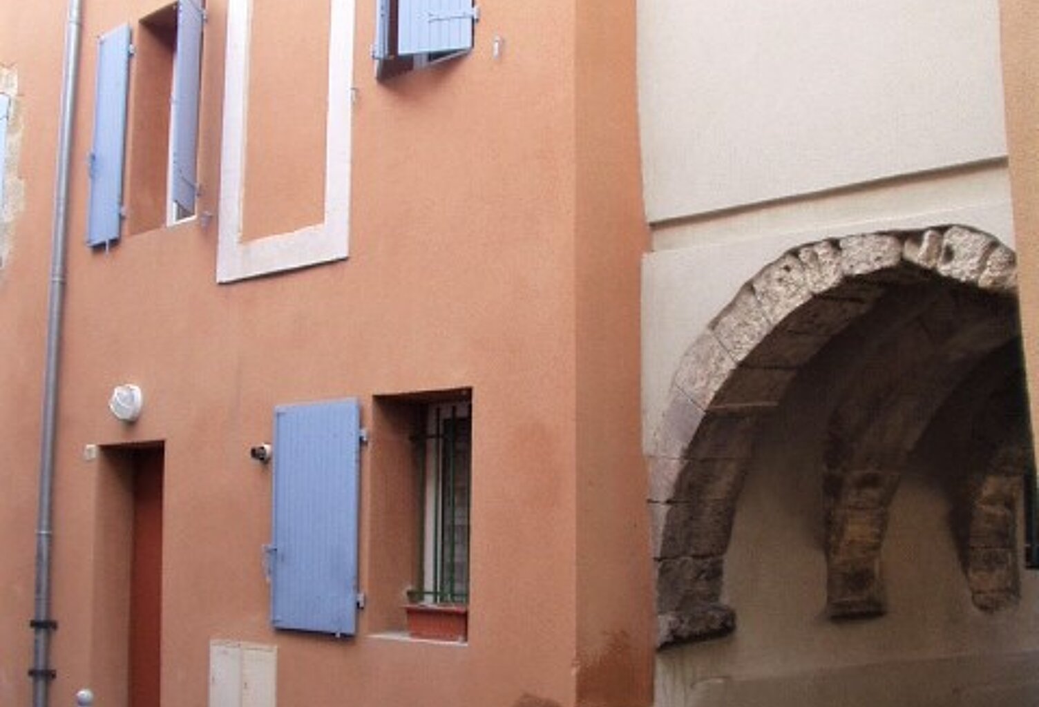 Type 3 - CAVAILLON - LES IMPASSES — photo 1