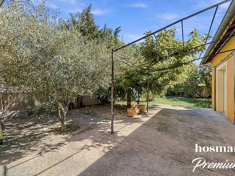 Maison 6 pièces de 145m² sur agréable terrain arboré avec garage - Proche Lyon 8ème - Bron — photo 1