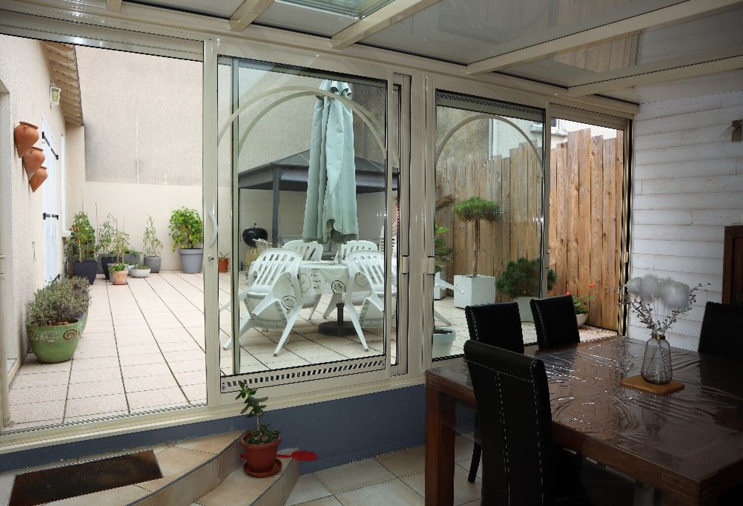 Maison À Louer — photo 1