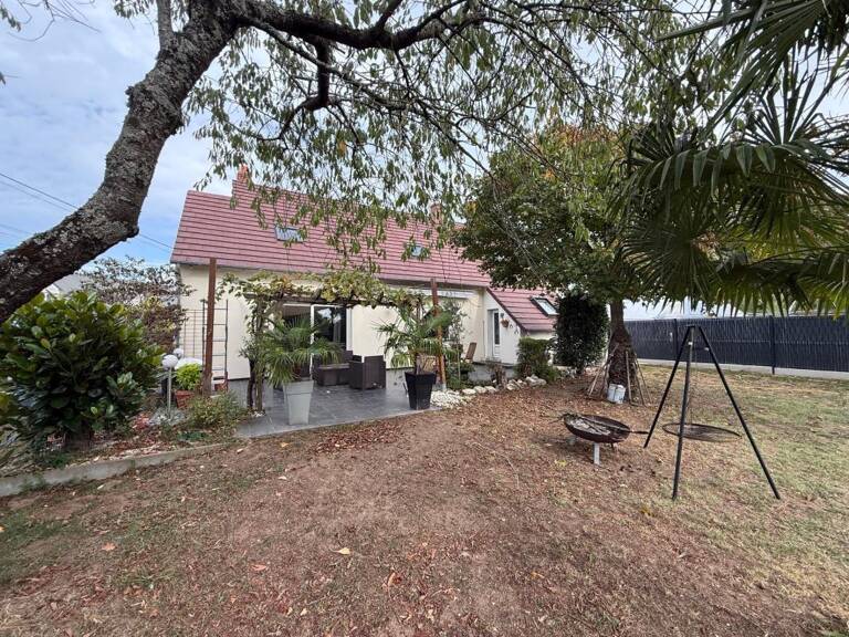 Maison À Vendre — photo 1