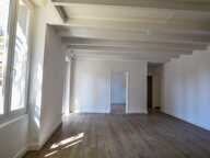 Maison à vendre à Orange, trois chambres et jardin ! — photo 3