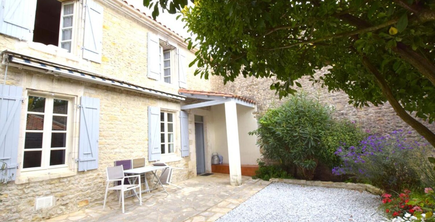 Maison Saint Xandre 4 pièces 93 m2 — photo 1