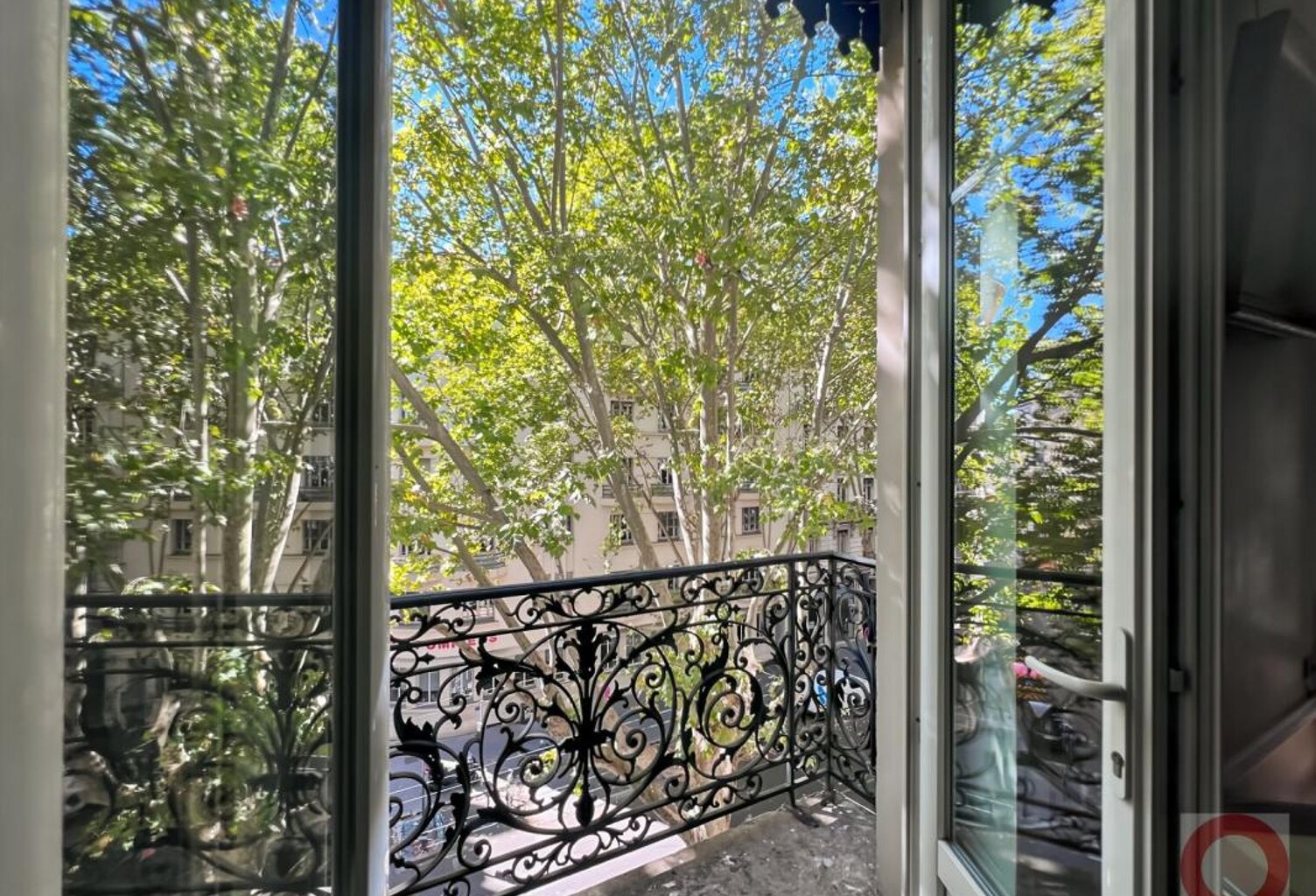 Appartement À Vendre — photo 1
