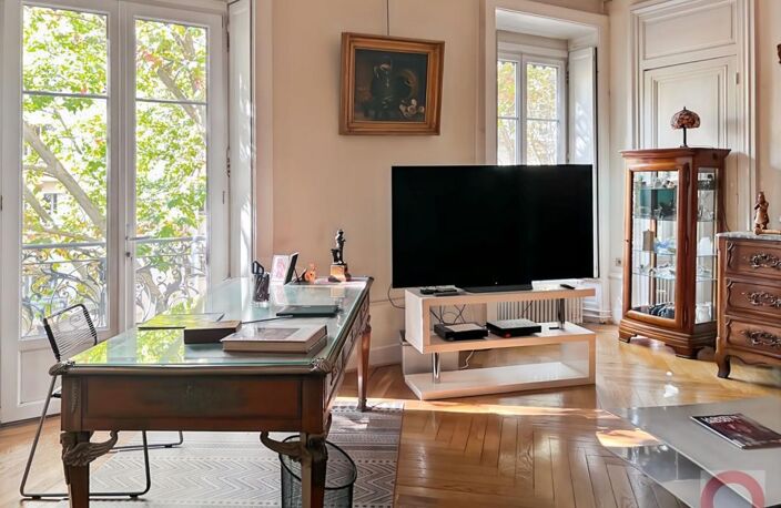 Appartement À Vendre — photo 3