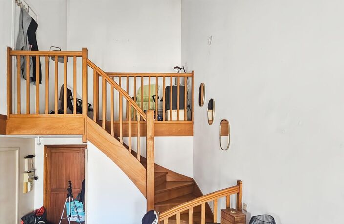 A VENDRE LYON 3e – MONTCHAT / LACASSAGNE – T2 DUPLEX AVEC DOUBLE GARAGE — photo 4