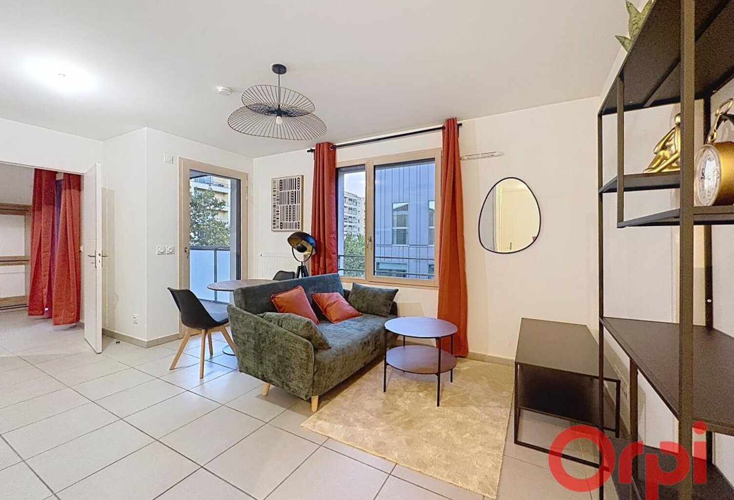 Appartement À Louer — photo 1