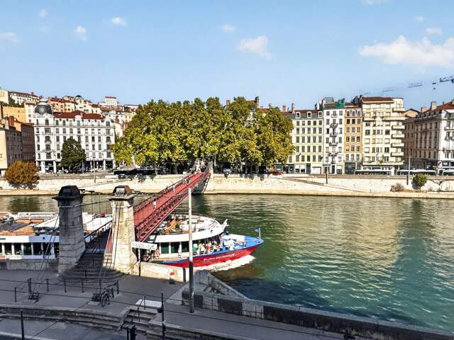 Quai de Bondy, 96 m² face à la Saône, 3 chambres — photo du bien
