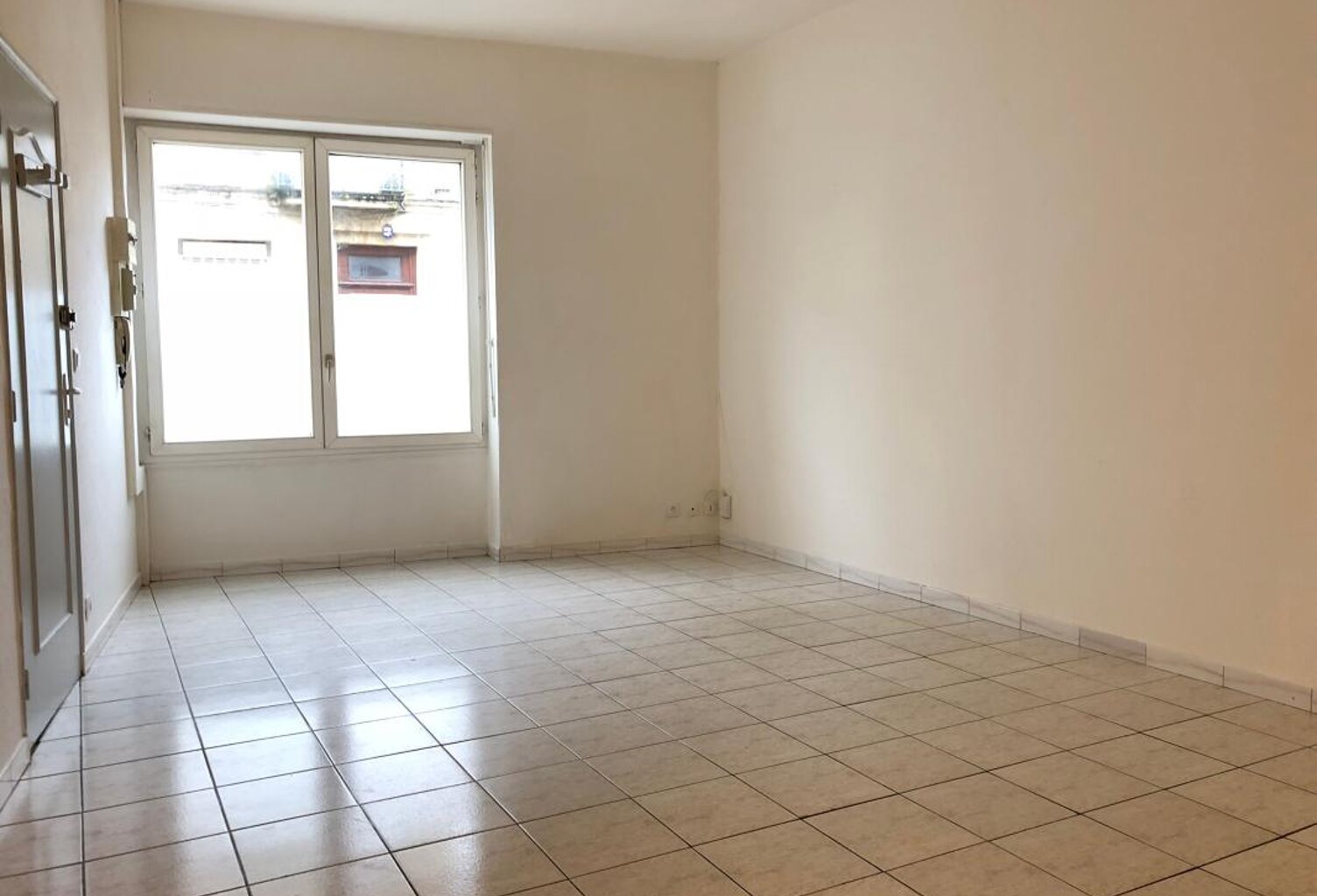 Appartement À Louer — photo 1