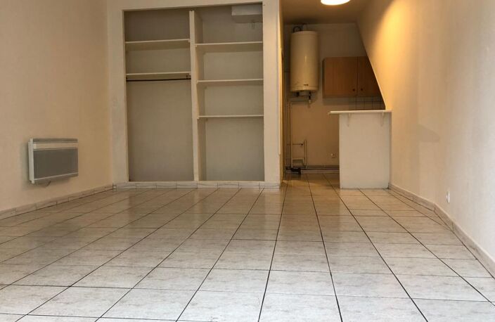 Appartement À Louer — photo 2