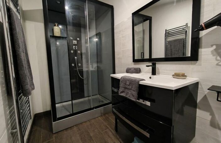 À vendre appartement 4 chambres + T2 avec double garage et extérieur — photo 3