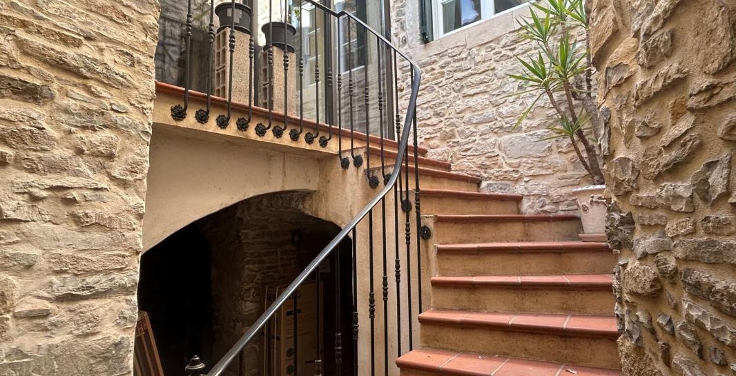 Maison de village 2 chambres avec garage et terrasse — photo 1