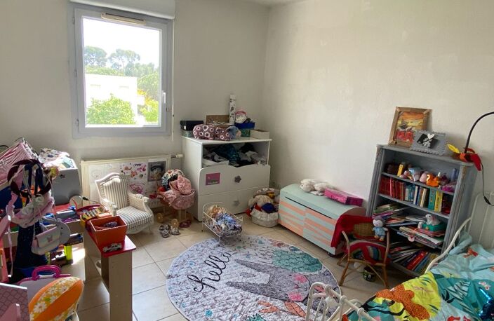 Appartement T3 avec terrasse et garage — photo 5