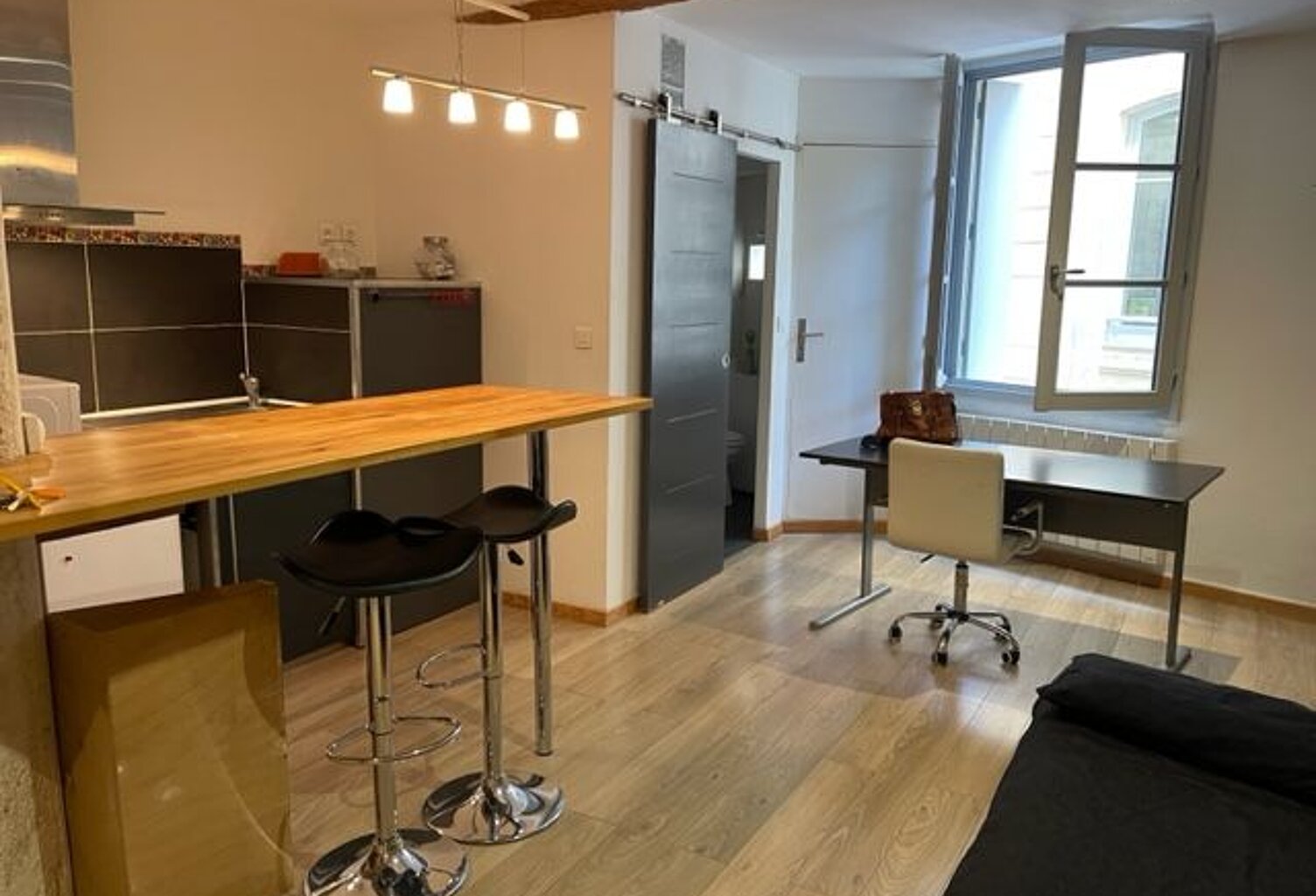 Studio meublé à Louer - MONTPELLIER — photo 1