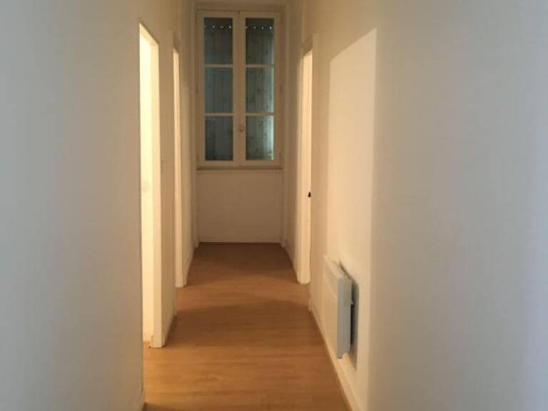Appartement À Louer — photo 1