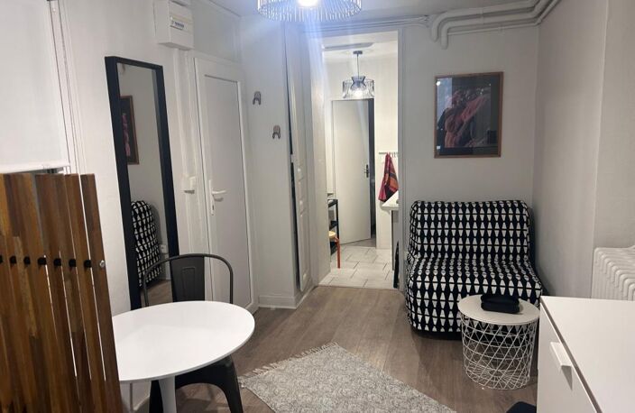 Studio meublé à louer - coeur de ville MONT DE MARSAN — photo 2