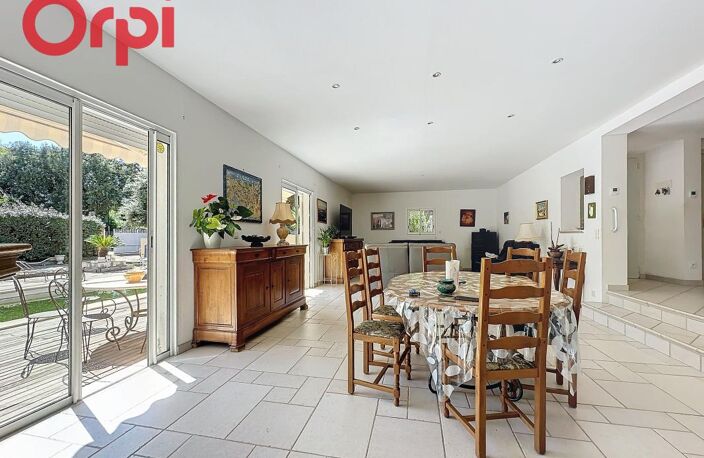 Maison À Vendre type 5 La Seyne sur Mer/Janas - terrain 1106 m2 - T2 indépendant — photo 3