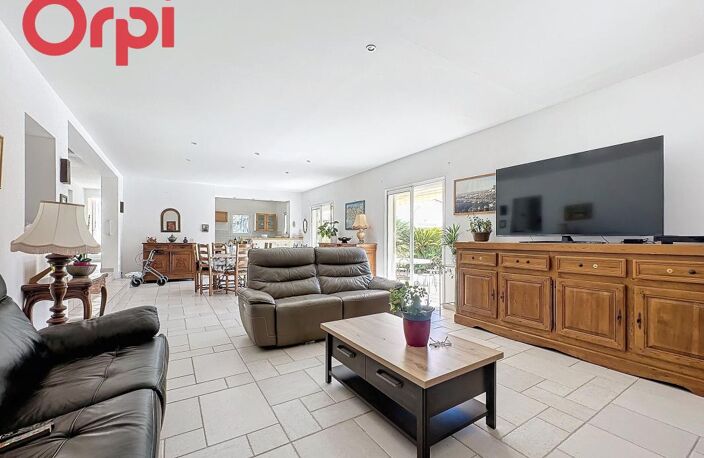 Maison À Vendre type 5 La Seyne sur Mer/Janas - terrain 1106 m2 - T2 indépendant — photo 5