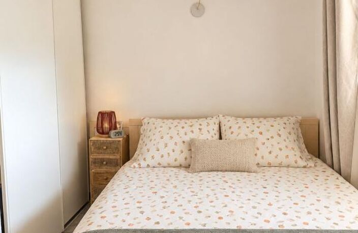SANARY-SUR-MER – APPARTEMENT AVEC TERRASSE - À 10 MINUTES À PIED DE LA PLAGE DORÉE — photo 3