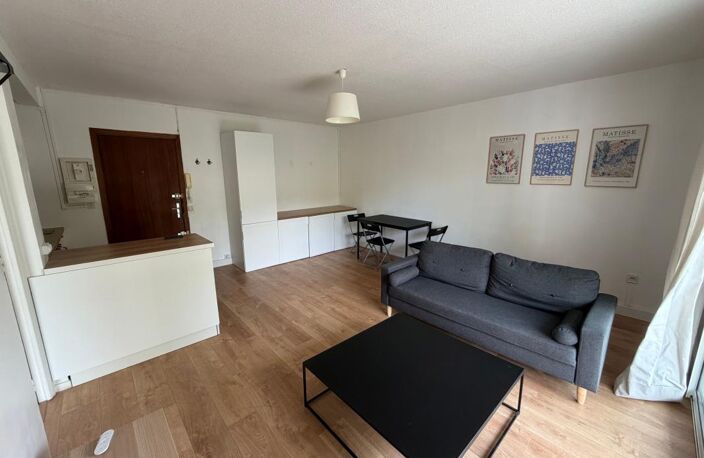 LOCATION APPARTEMENT MEUBLÉ 2 PIÈCES CHEMIN DE LA MAJOURANE TOULON — photo 5