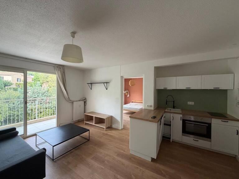 LOCATION APPARTEMENT MEUBLÉ 2 PIÈCES CHEMIN DE LA MAJOURANE TOULON — photo 1