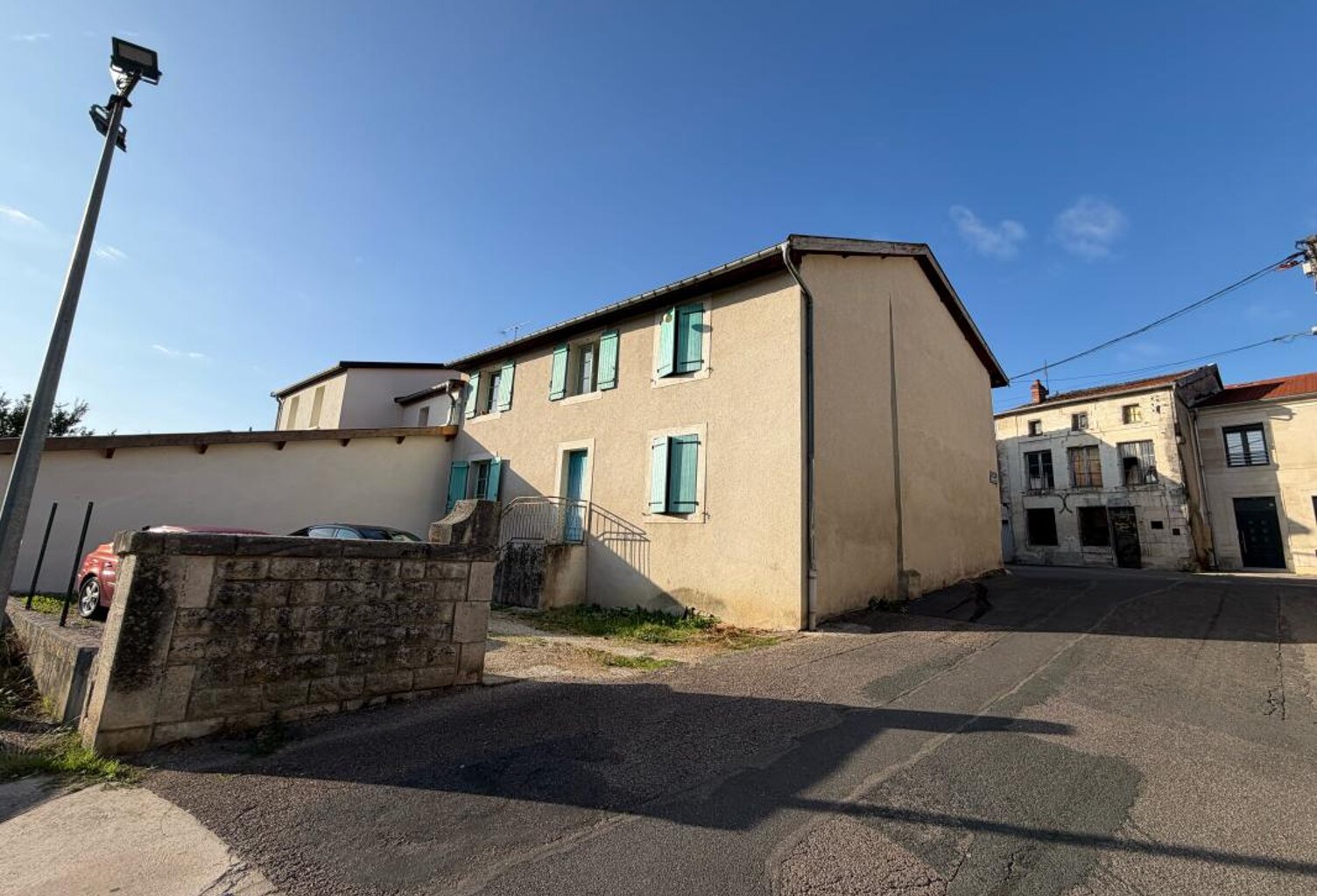 Maison À Vendre — photo 1
