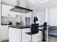 RARE - APPARTEMENT T3 AVEC VUE DEGAGEE ET PISCINE - FRÉJUS PLAGE — photo 3