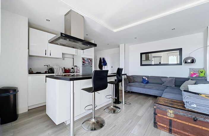 RARE - APPARTEMENT T3 AVEC VUE DEGAGEE ET PISCINE - FRÉJUS PLAGE — photo 5