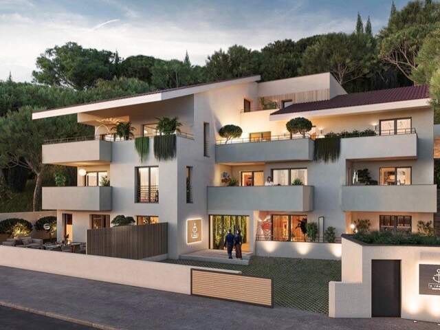 T3 NEUF – SAINT-RAPHAËL LE DRAMONT – TERRASSE – PLAGE À 150 M — photo du bien