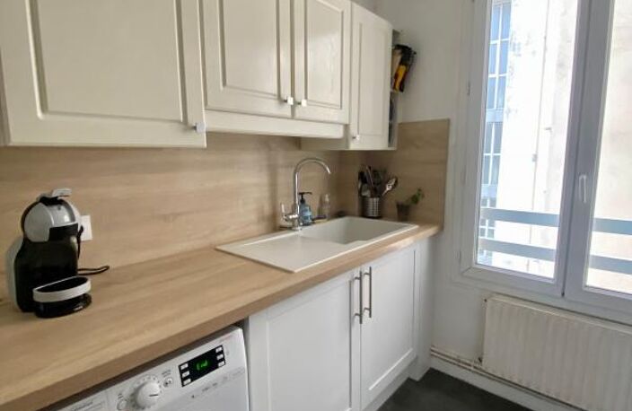 PORT-DE-PLAISANCE  - APPARTEMENT MEUBLÉ 2 PIECES — photo 5
