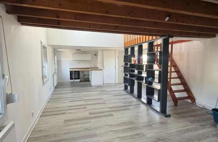 COTY/JOFFRE, APPARTEMENT DUPLEX 5 PIECES — photo 2