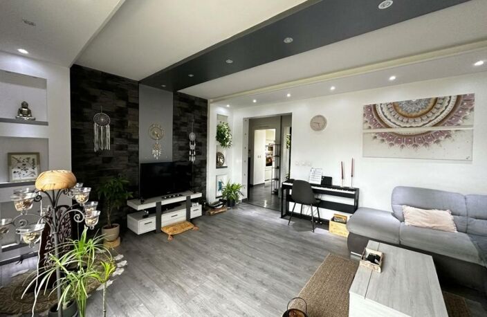 A VENDRE - RUMILLY – HYPER CENTRE | APPARTEMENT 4 PIÈCES — photo 2