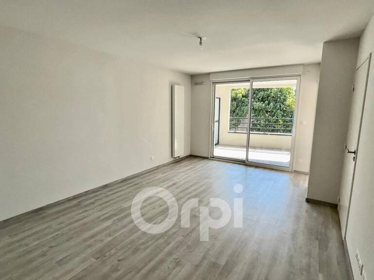 T2 récent avec extérieur — photo 1