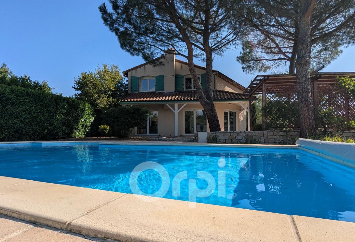 Maison - 4 chambres - Grand jardin - Piscine — photo 1