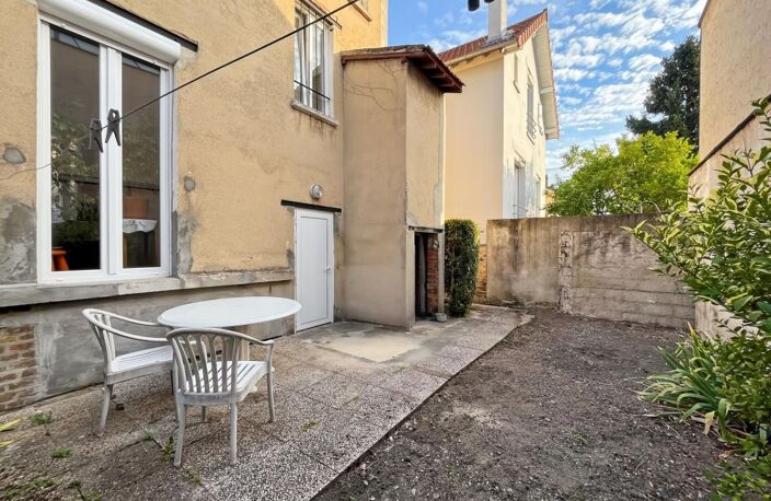 SANNOIS / Quartier Voltaire / Maison 2 chambres avec jardin et cave totale — photo 2